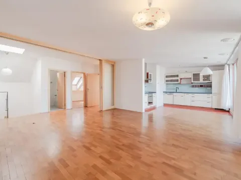 Prodej bytu 4+kk, Praha - Vršovice, Žitomírská, 121 m2