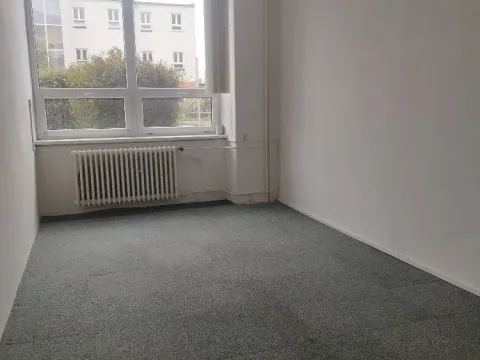 Pronájem kanceláře, Pardubice, 18 m2