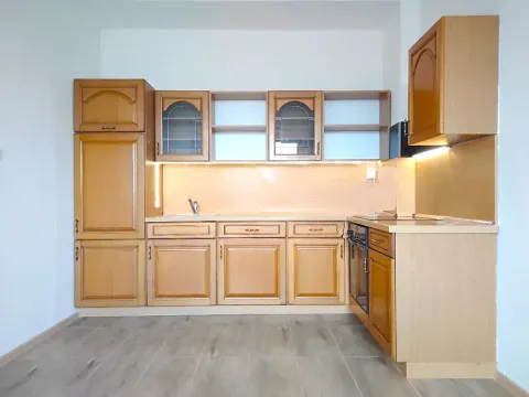 Pronájem bytu 2+kk, Mnichovo Hradiště, Černá silnice, 38 m2