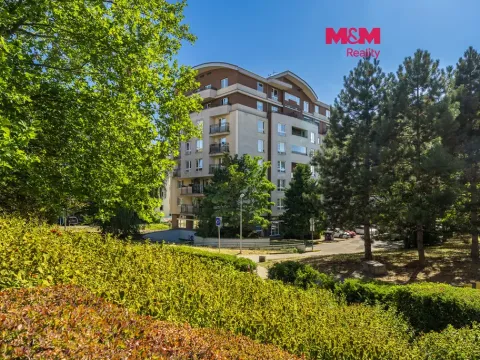 Prodej bytu 2+kk, Praha, Na břehu, 56 m2