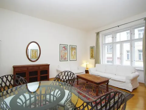 Pronájem bytu 3+1, Praha - Nové Město, Odborů, 81 m2