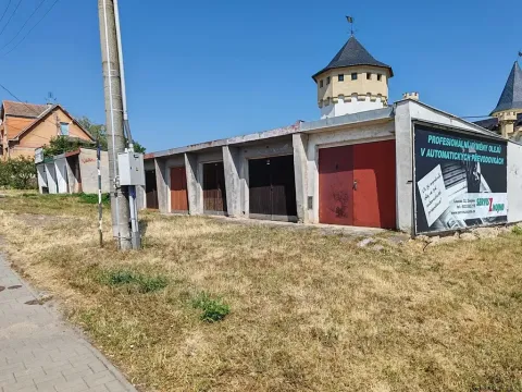 Dražba pozemku, Znojmo, Suchohrdelská, 21 m2