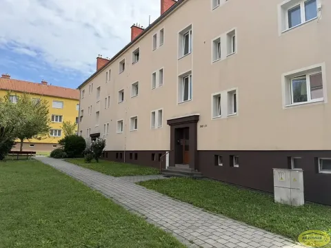 Pronájem bytu 2+1, Kroměříž, Sládkova, 62 m2