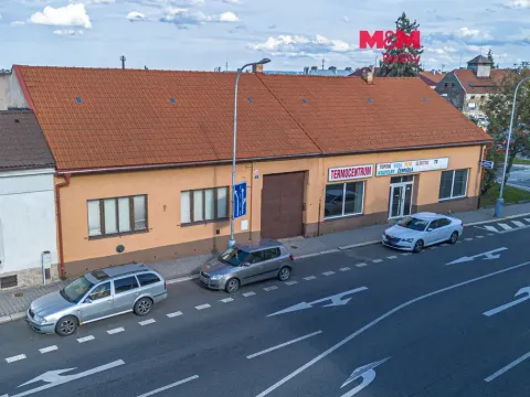 Pronájem obchodního prostoru, Čáslav - Čáslav-Nové Město, Masarykova, 890 m2