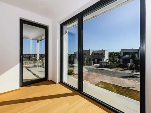 Prodej bytu 3+kk, Praha - Dolní Chabry, Velemínská, 83 m2
