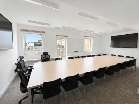 Pronájem kanceláře, Praha - Nové Město, Spálená, 362 m2