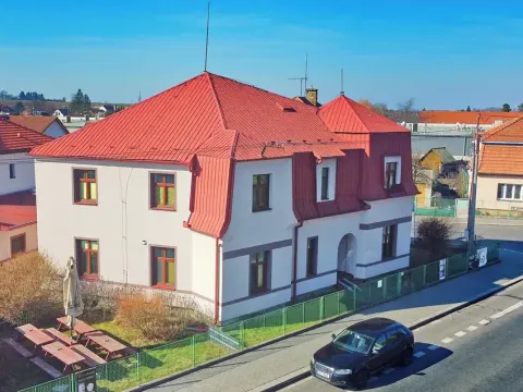Prodej vícegeneračního domu, Holice, Hradecká, 226 m2