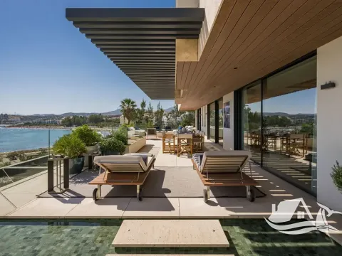 Prodej bytu 4+kk, Estepona, Španělsko, 160 m2