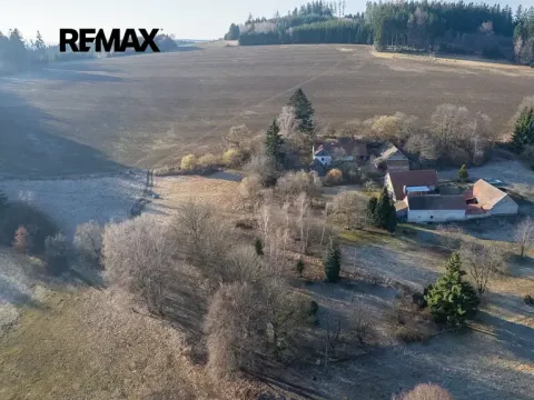 Prodej pozemku pro bydlení, Votice, 2465 m2