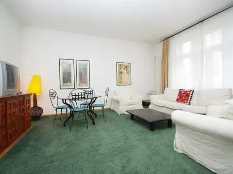 Pronájem bytu 3+kk, Praha - Nové Město, Odborů, 80 m2