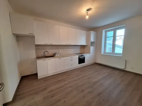 Pronájem bytu 3+kk, Kolín, Vrchlického, 68 m2
