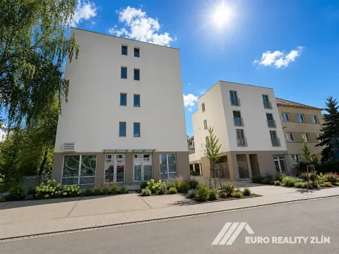 Pronájem bytu 2+kk, Zlín, Ševcovská, 61 m2