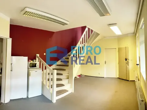 Pronájem kanceláře, Praha - Vinohrady, Máchova, 25 m2