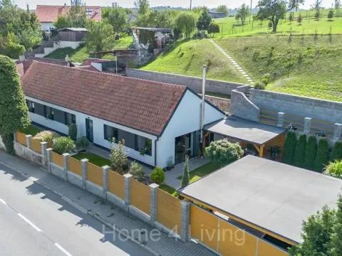 Prodej rodinného domu, Senorady, 145 m2