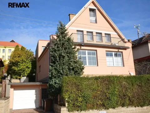 Prodej vily, Slaný, Máchova, 352 m2