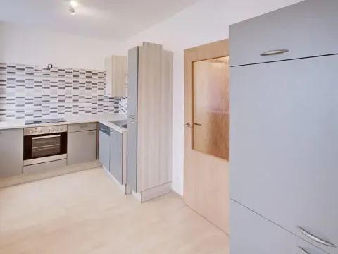 Pronájem bytu 1+kk, Brno, Tkalcovská, 30 m2