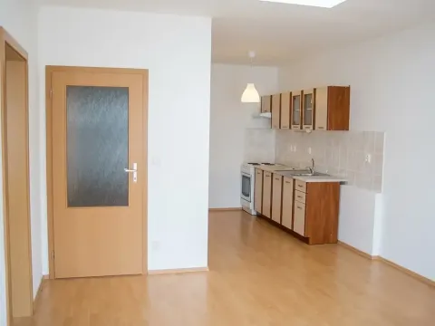 Pronájem bytu 2+kk, Brno, Mojmírovo náměstí, 59 m2