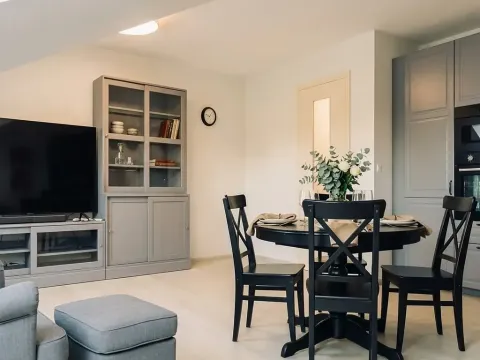 Pronájem bytu 2+kk, Průhonice, Hlavní, 78 m2