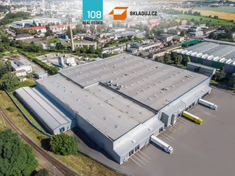 Pronájem skladu, Opava, Těšínská, 2000 m2