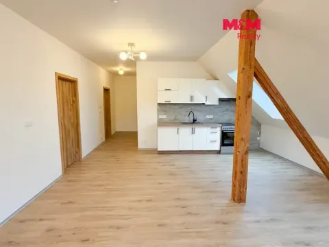Pronájem bytu 3+kk, Nový Bor, Sklářská, 85 m2