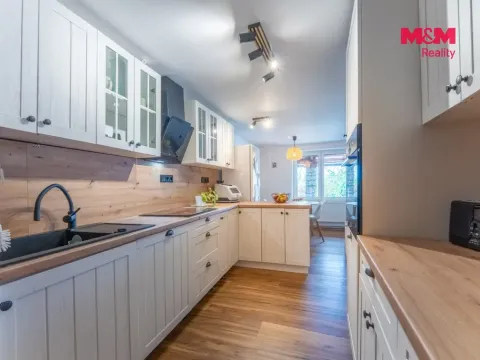 Prodej rodinného domu, Slavhostice, 100 m2