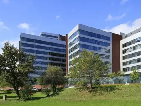 Pronájem kanceláře, Praha - Stodůlky, Bucharova, 470 m2
