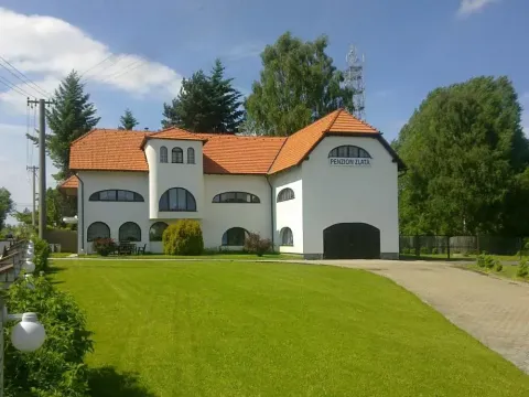 Pronájem kanceláře, Kynšperk nad Ohří, 600 m2