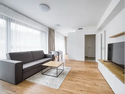 Pronájem bytu 3+kk, Praha - Karlín, Pernerova, 67 m2