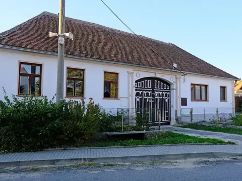 Prodej rodinného domu, Dešov, 140 m2