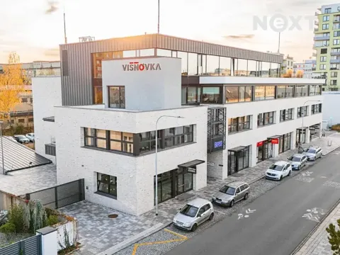 Pronájem obchodního prostoru, Pardubice, Na Spravedlnosti, 110 m2