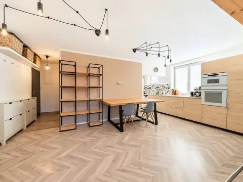 Prodej bytu 3+kk, Nový Hrozenkov, 81 m2