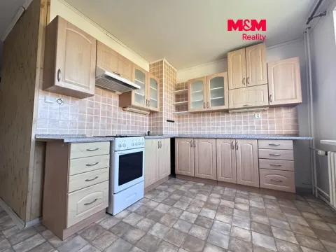 Pronájem bytu 2+1, Chomutov, Holešická, 62 m2