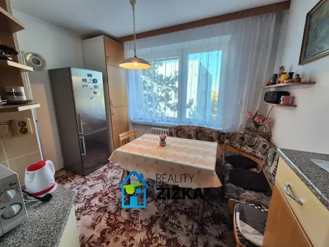 Pronájem bytu 2+1, Slavkov u Brna, sídliště Nádražní, 63 m2