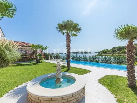 Prodej ubytování, Pula, Chorvatsko, 550 m2